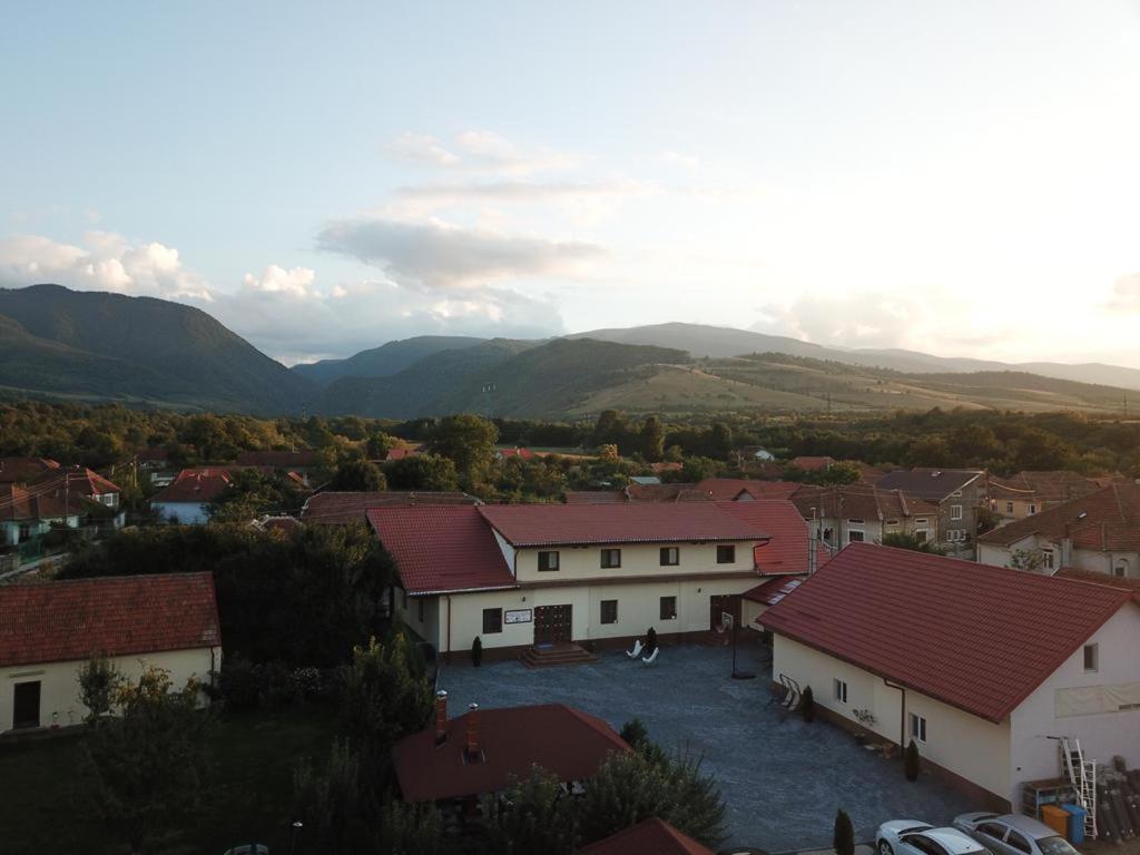 Pensiunea Marmis Riu Barbat Exteriér fotografie