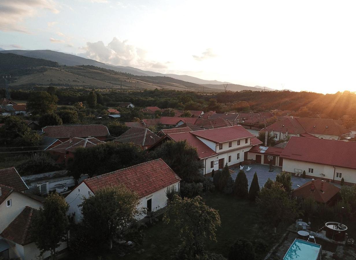 Pensiunea Marmis Riu Barbat Exteriér fotografie